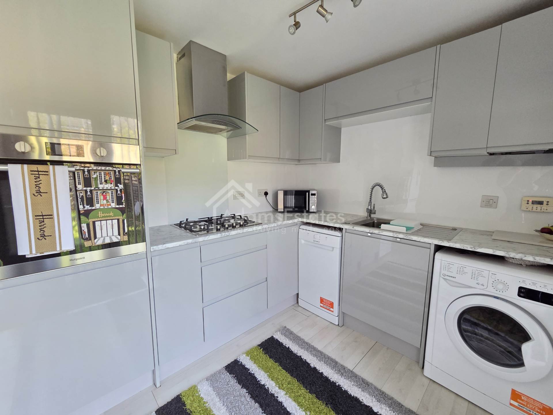 Additional Property Image 4 bedroom Town House for sale in Dewsbury 4