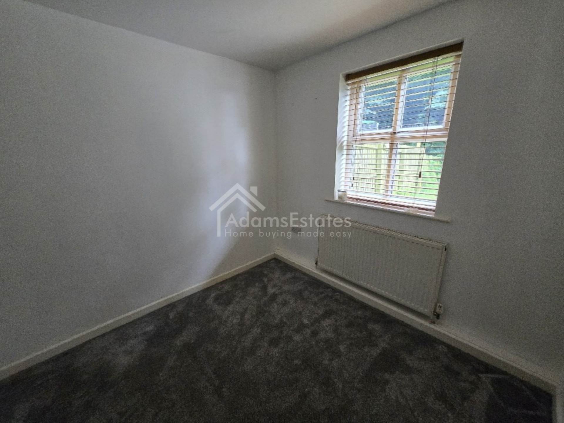 Additional Property Image 3 bedroom Town House to rent in Dewsbury 3