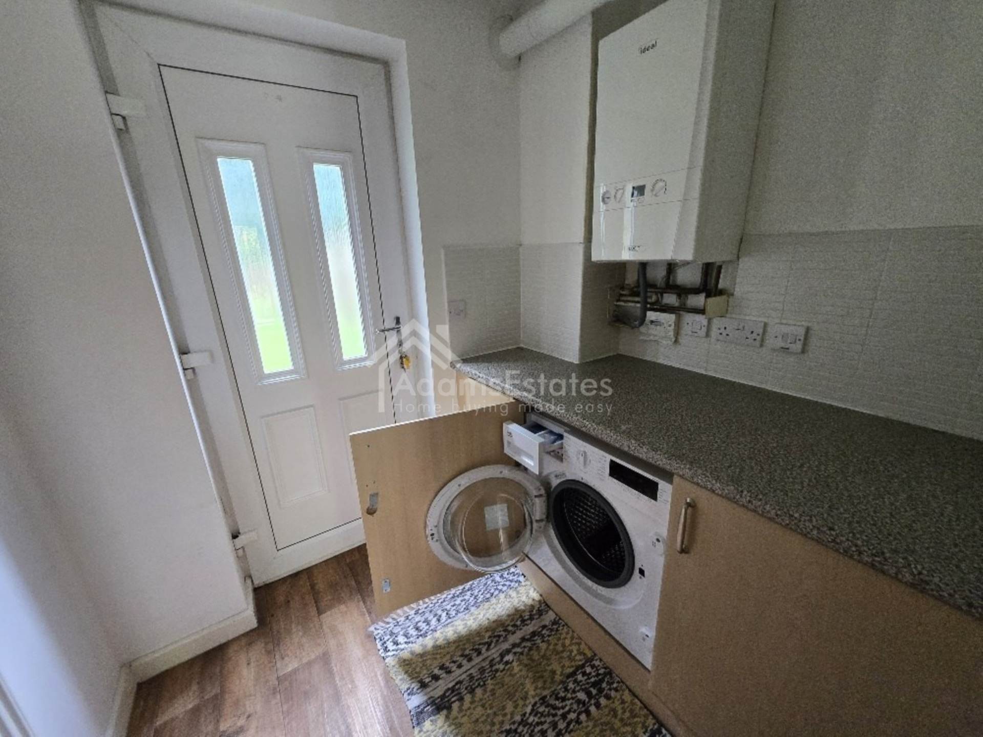 Additional Property Image 3 bedroom Town House to rent in Dewsbury 5