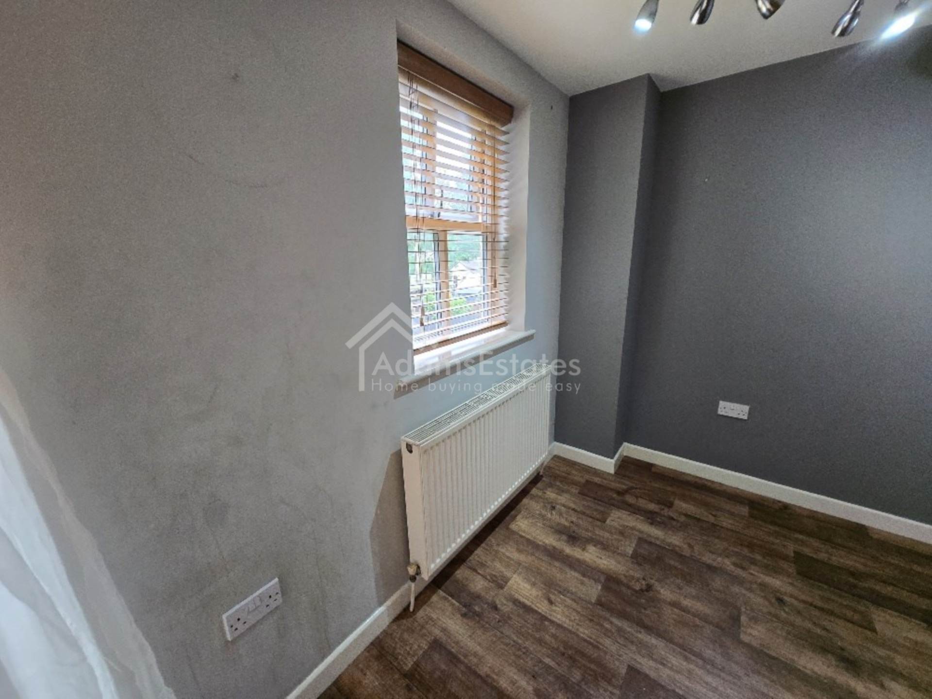 Additional Property Image 3 bedroom Town House to rent in Dewsbury 6