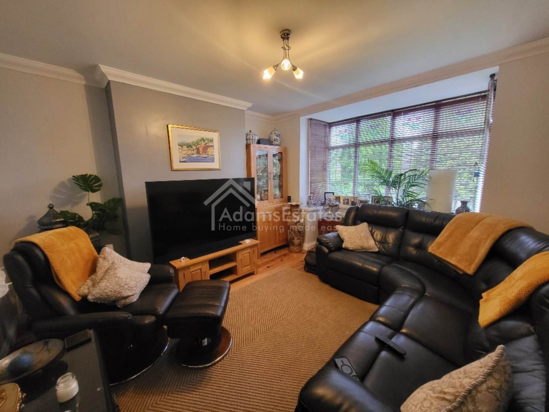 Additional Property Image 3 bedroom Detached for sale in Dewsbury 2