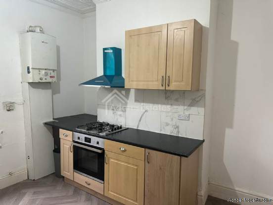 Additional Property Image 10 bedroom Semi Detached for sale in Dewsbury 2