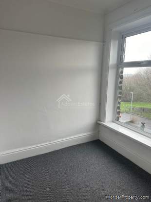Additional Property Image 10 bedroom Semi Detached for sale in Dewsbury 8