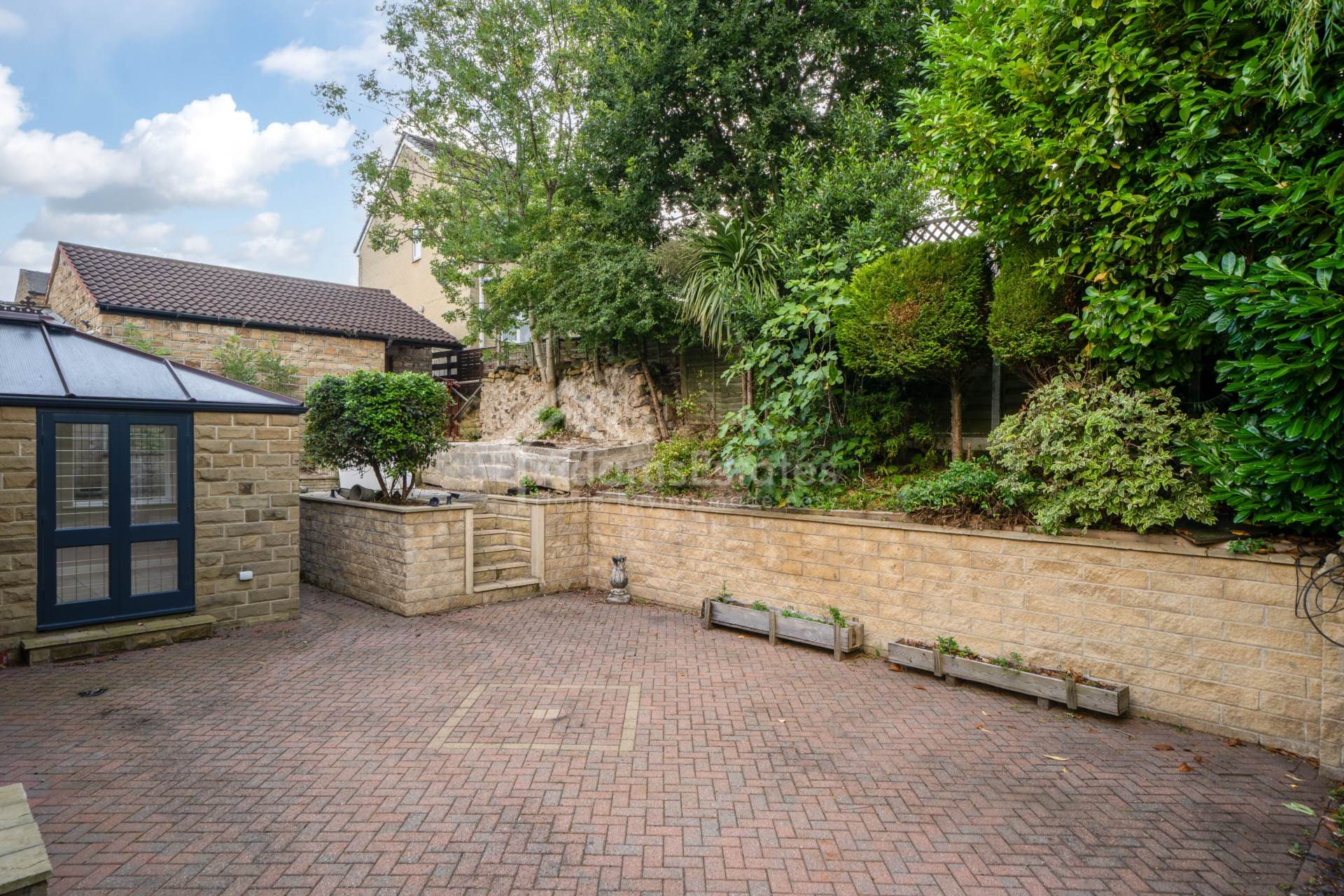 Additional Property Image 4 bedroom Detached for sale in Dewsbury 20