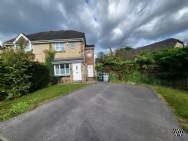 4 bedroom Semi Detached for sale in Dewsbury