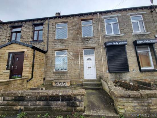 3 bedroom Terraced for sale in Dewsbury