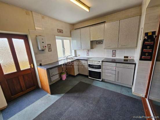 Additional Property Image 3 bedroom Terraced for sale in Dewsbury 5