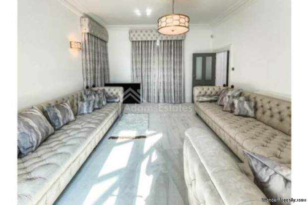 Additional Property Image 7 bedroom Detached for sale in Dewsbury 5