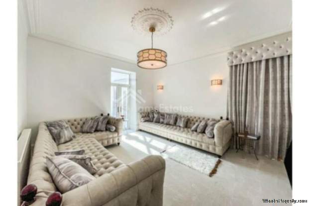 Additional Property Image 7 bedroom Detached for sale in Dewsbury 15