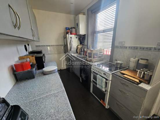 Additional Property Image 4 bedroom Terraced for sale in Dewsbury 2