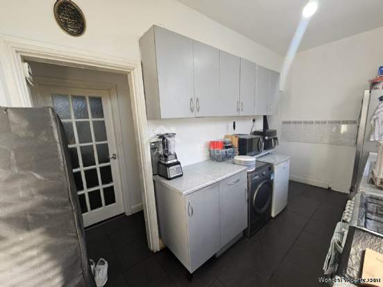 Additional Property Image 4 bedroom Terraced for sale in Dewsbury 3