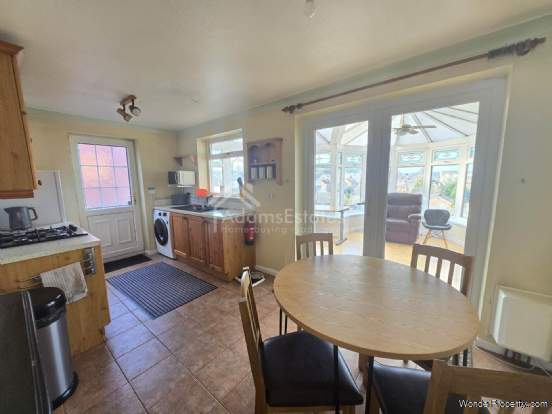 Additional Property Image 3 bedroom Detached for sale in Batley 4
