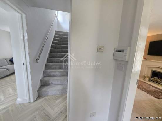 Additional Property Image 3 bedroom Detached for sale in Dewsbury 2