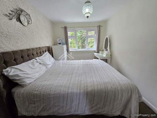 Additional Property Image 3 bedroom Detached for sale in Dewsbury 9