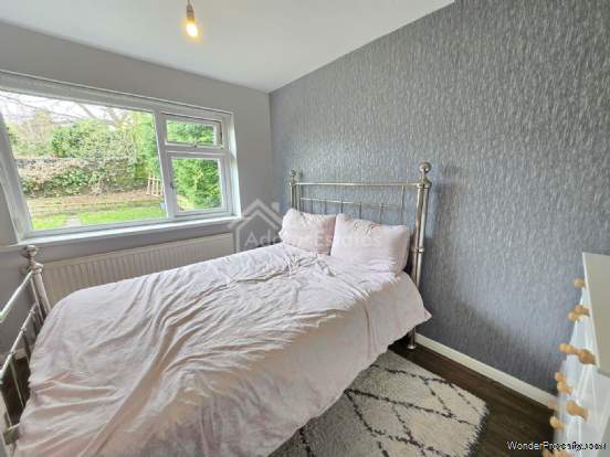 Additional Property Image 3 bedroom Detached for sale in Dewsbury 11