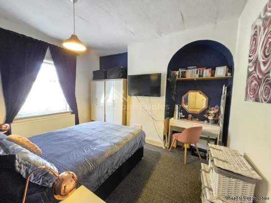 Additional Property Image 2 bedroom Terraced for sale in Dewsbury 7