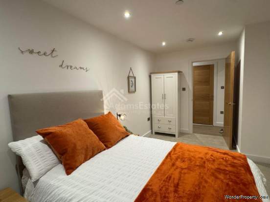 Additional Property Image 2 bedroom Flat for sale in Leeds 12