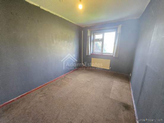Additional Property Image 2 bedroom Detached Bungalow for sale in Dewsbury 7