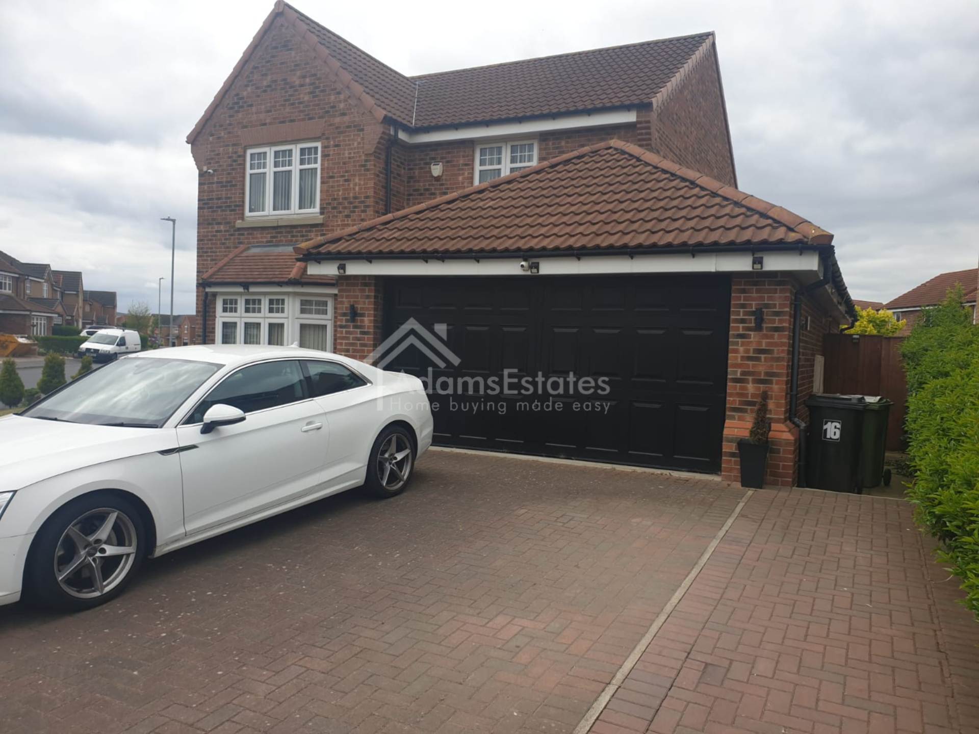 Additional Property Image 4 bedroom Detached for sale in Dewsbury 16