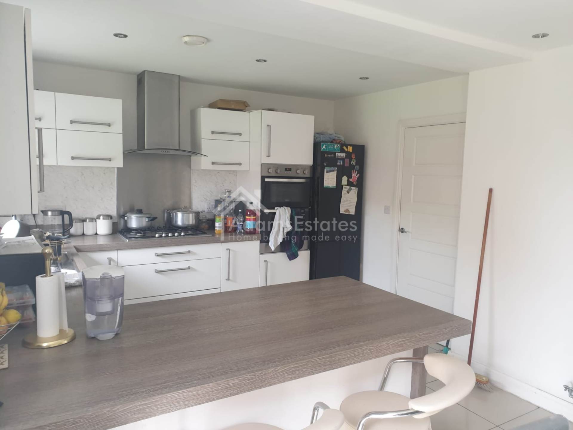 Additional Property Image 4 bedroom Detached for sale in Dewsbury 3