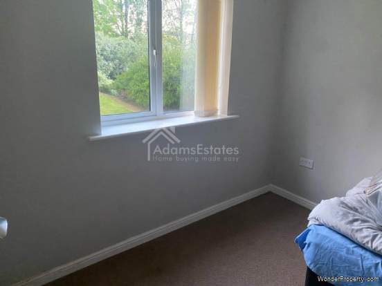 Additional Property Image 2 bedroom Flat for sale in Dewsbury 3