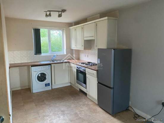 Additional Property Image 2 bedroom Flat for sale in Dewsbury 4