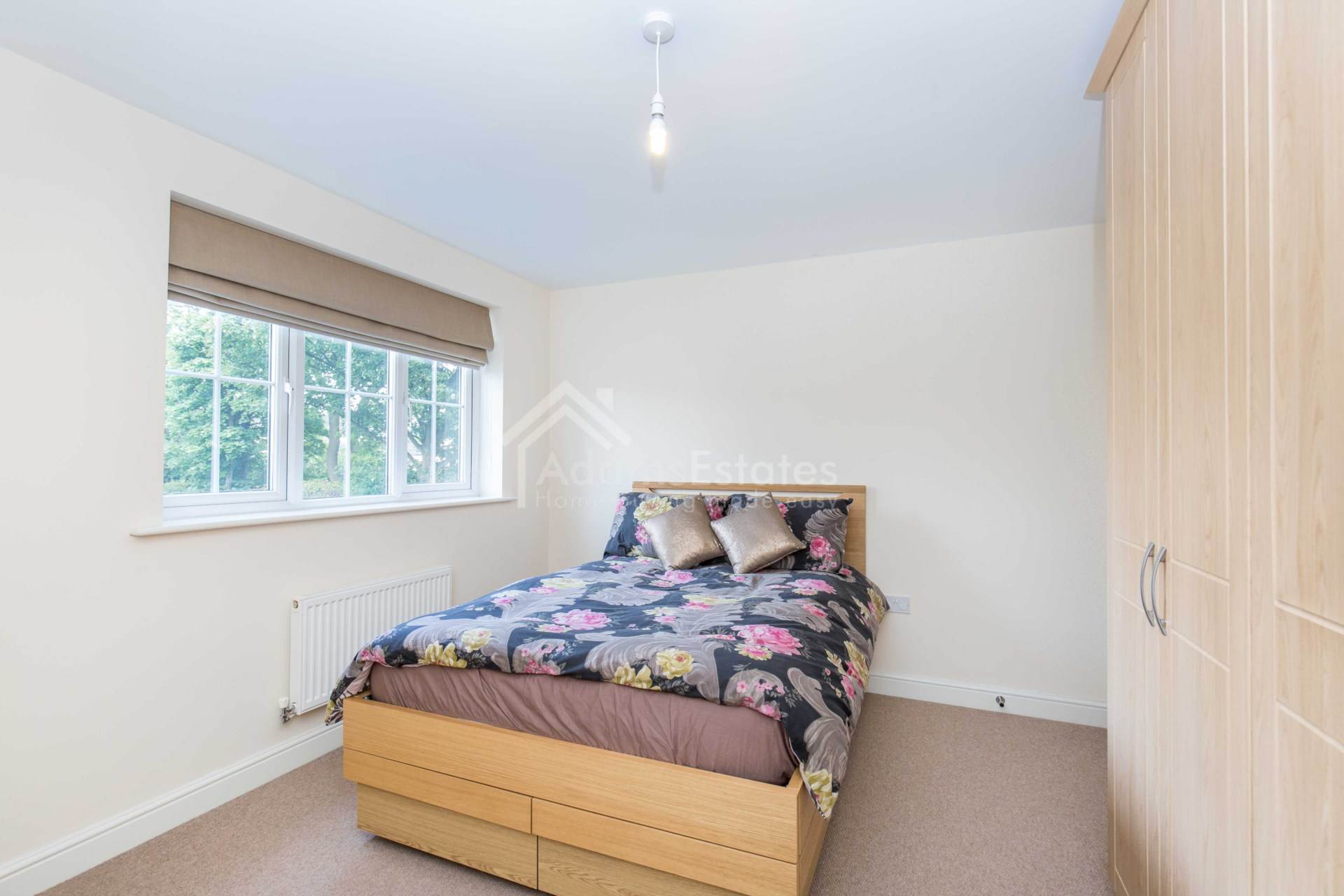 Additional Property Image 4 bedroom Town House for sale in Batley 12