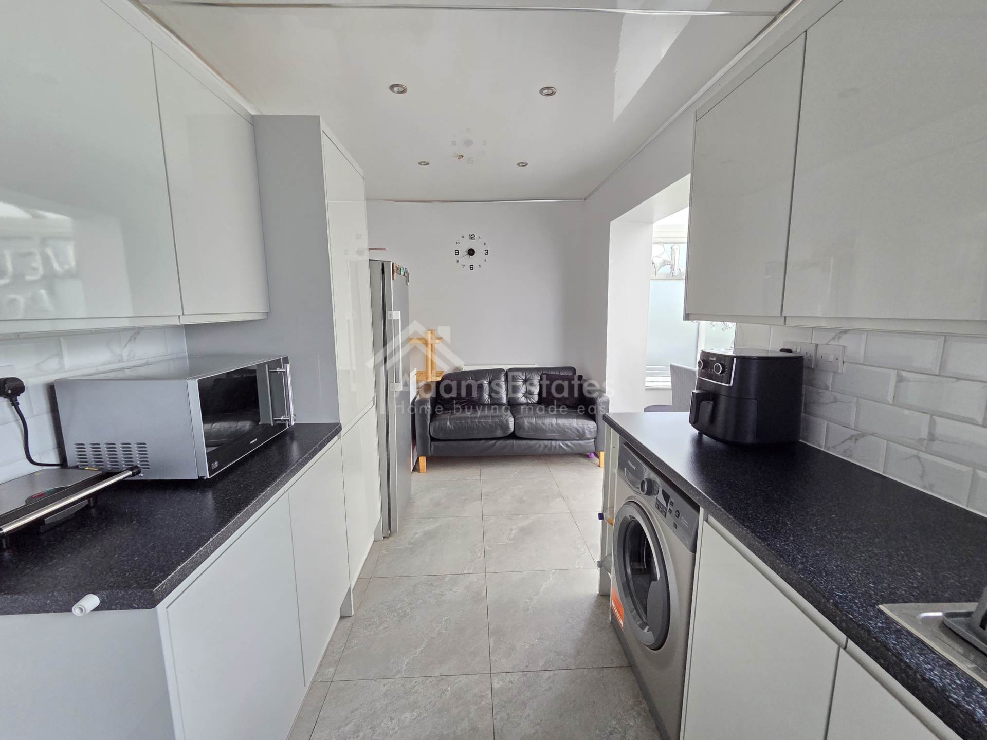 Additional Property Image 2 bedroom Semi Detached for sale in Dewsbury 4