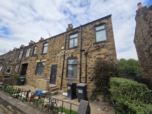 5 bedroom Semi Detached to rent in Dewsbury