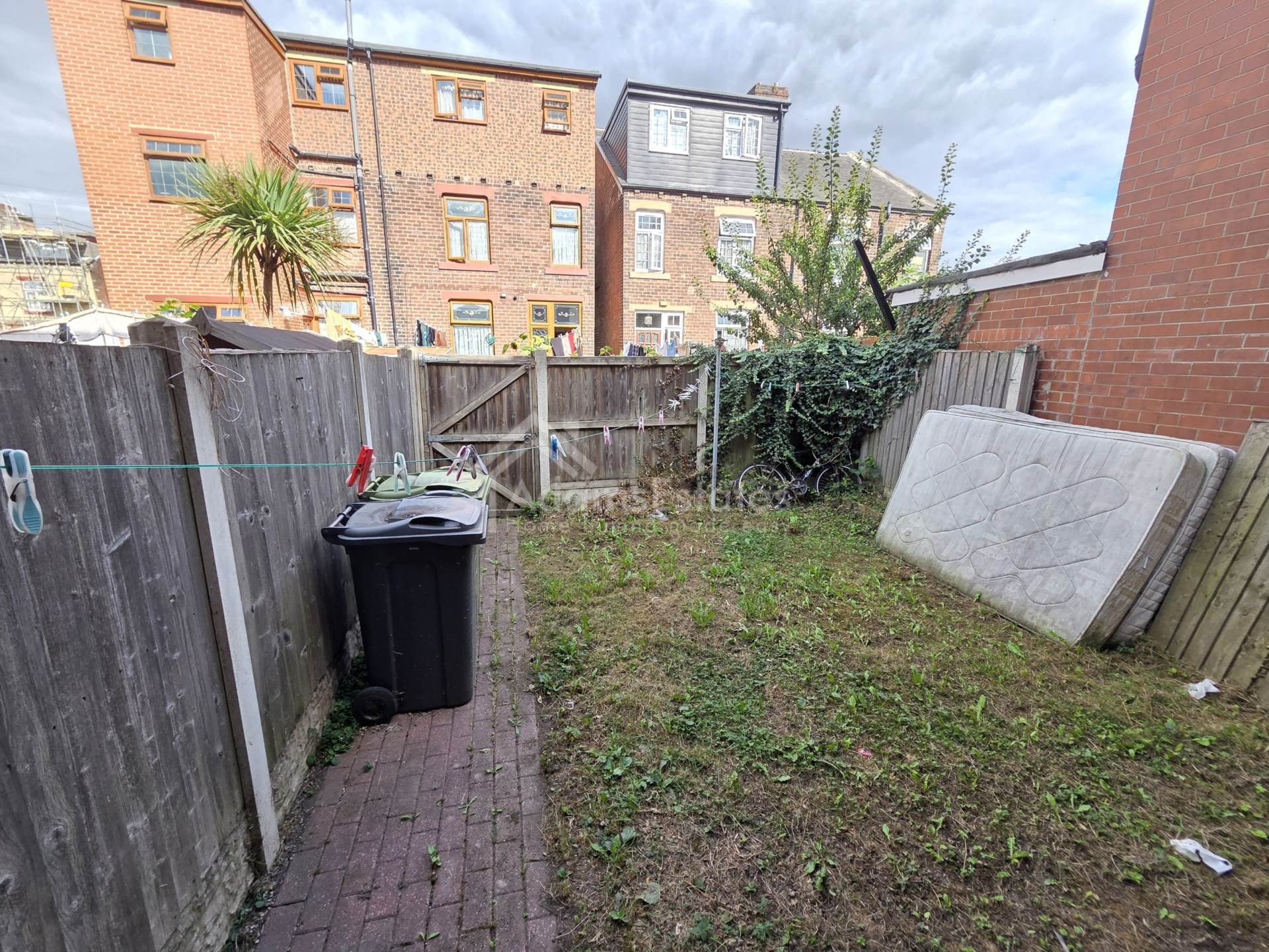 Additional Property Image 2 bedroom Terraced for sale in Dewsbury 7