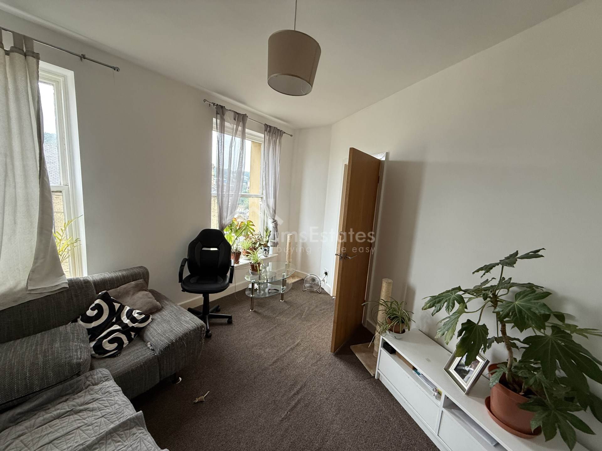 Additional Property Image 2 bedroom Flat for sale in Dewsbury 2