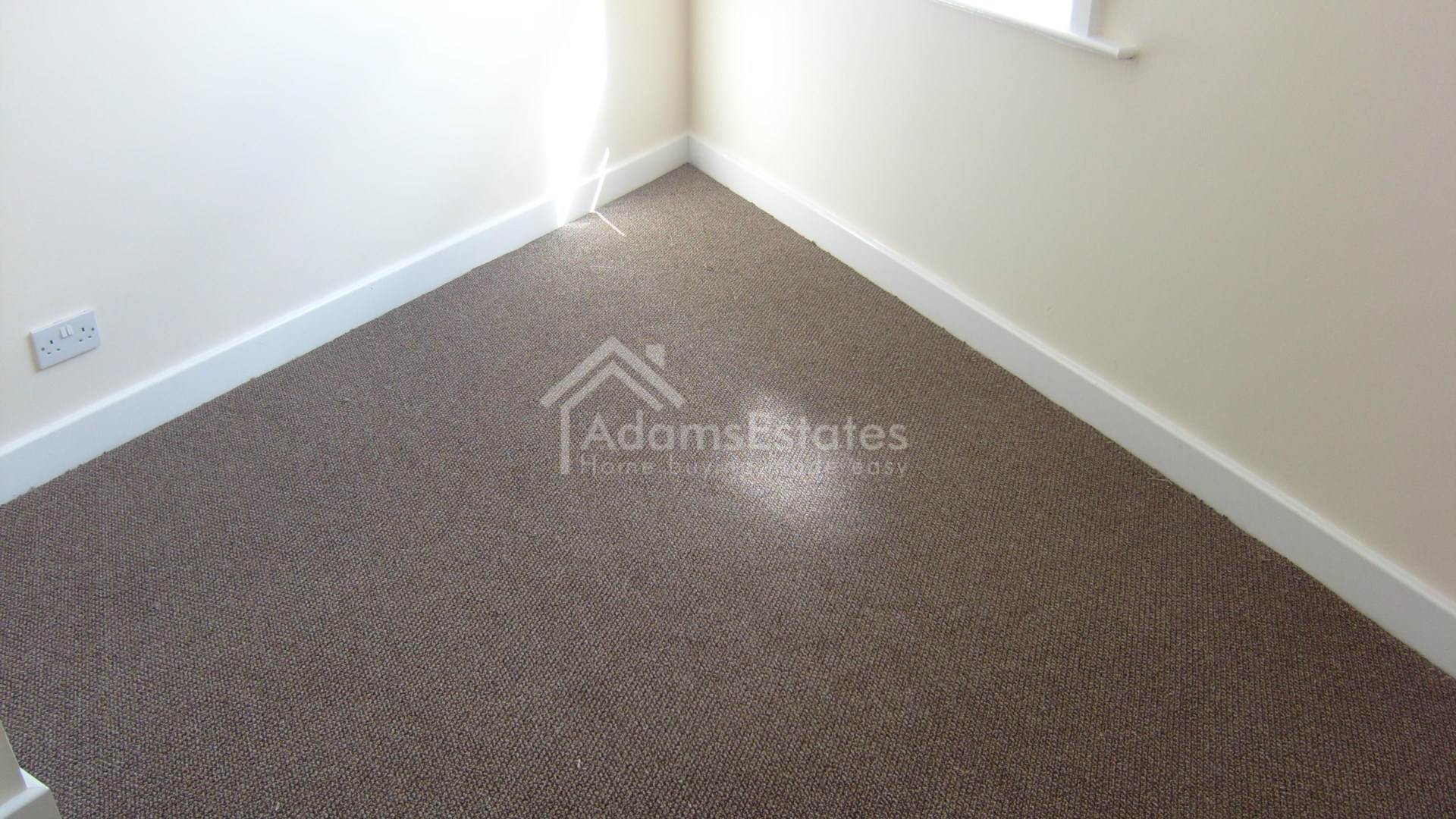 Additional Property Image 2 bedroom Flat for sale in Dewsbury 3