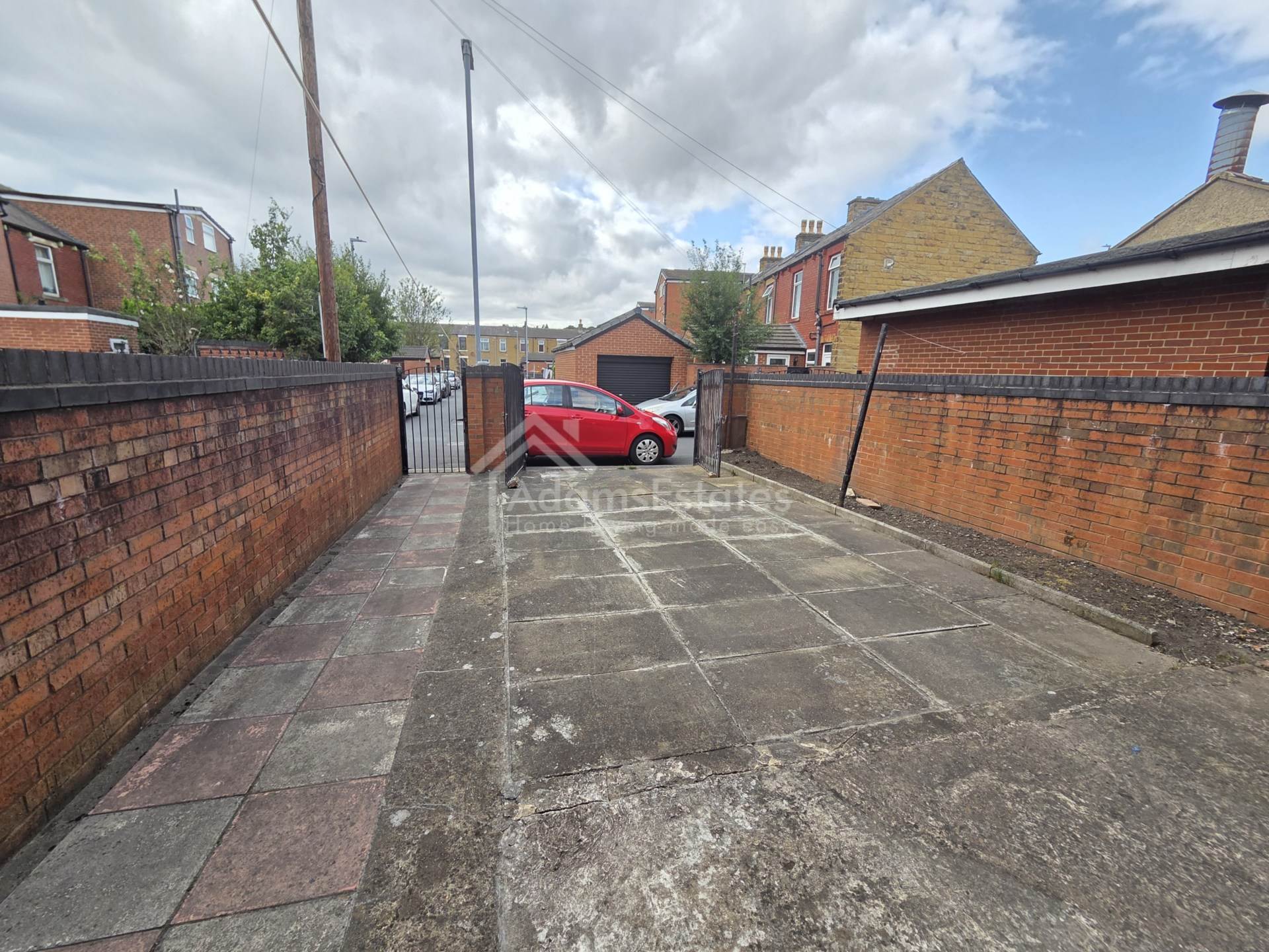 Additional Property Image 3 bedroom Terraced for sale in Dewsbury 15