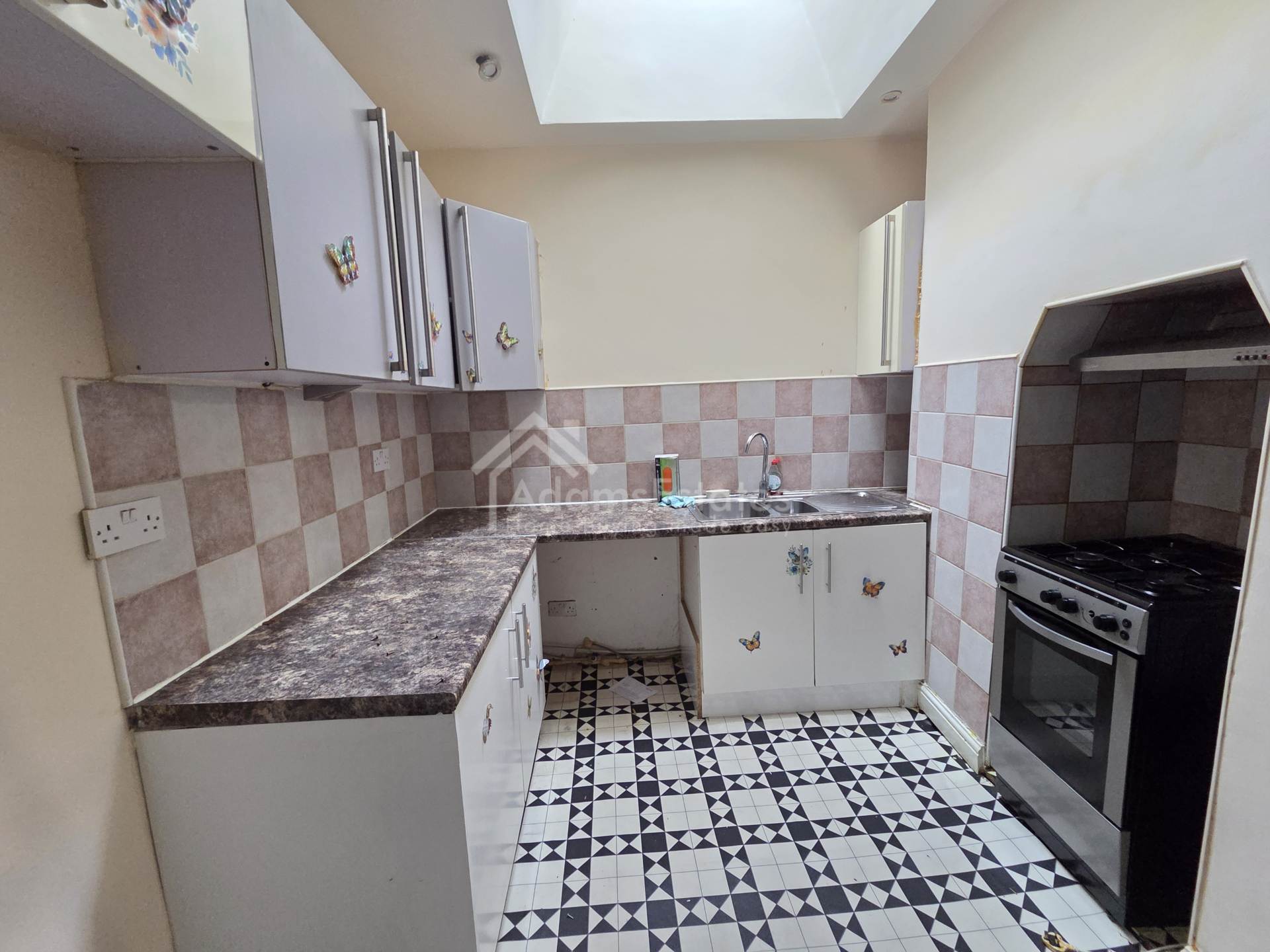 Additional Property Image 2 bedroom Flat to rent in Dewsbury 2
