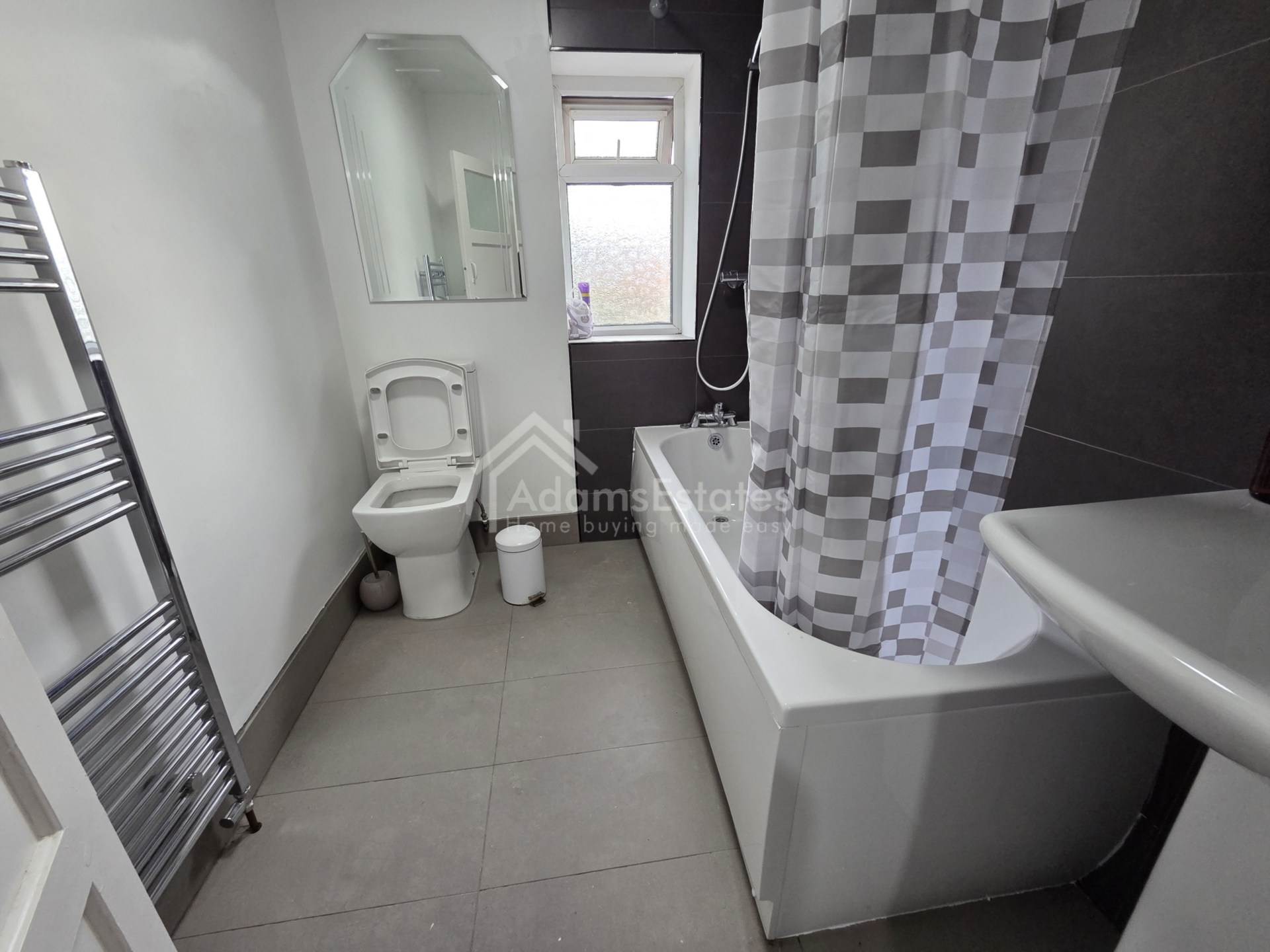Additional Property Image 4 bedroom Terraced to rent in Batley 11