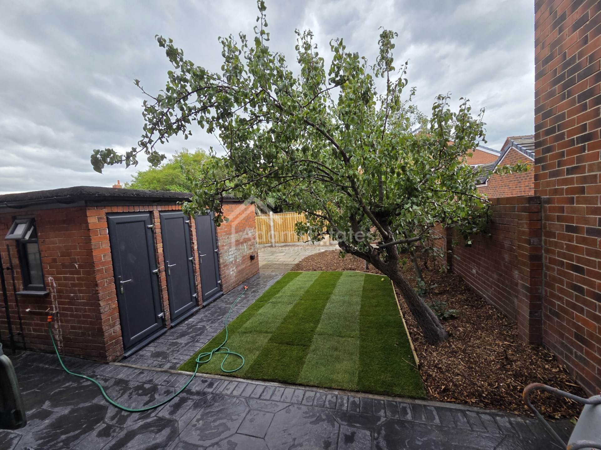 Additional Property Image 4 bedroom Terraced to rent in Batley 12