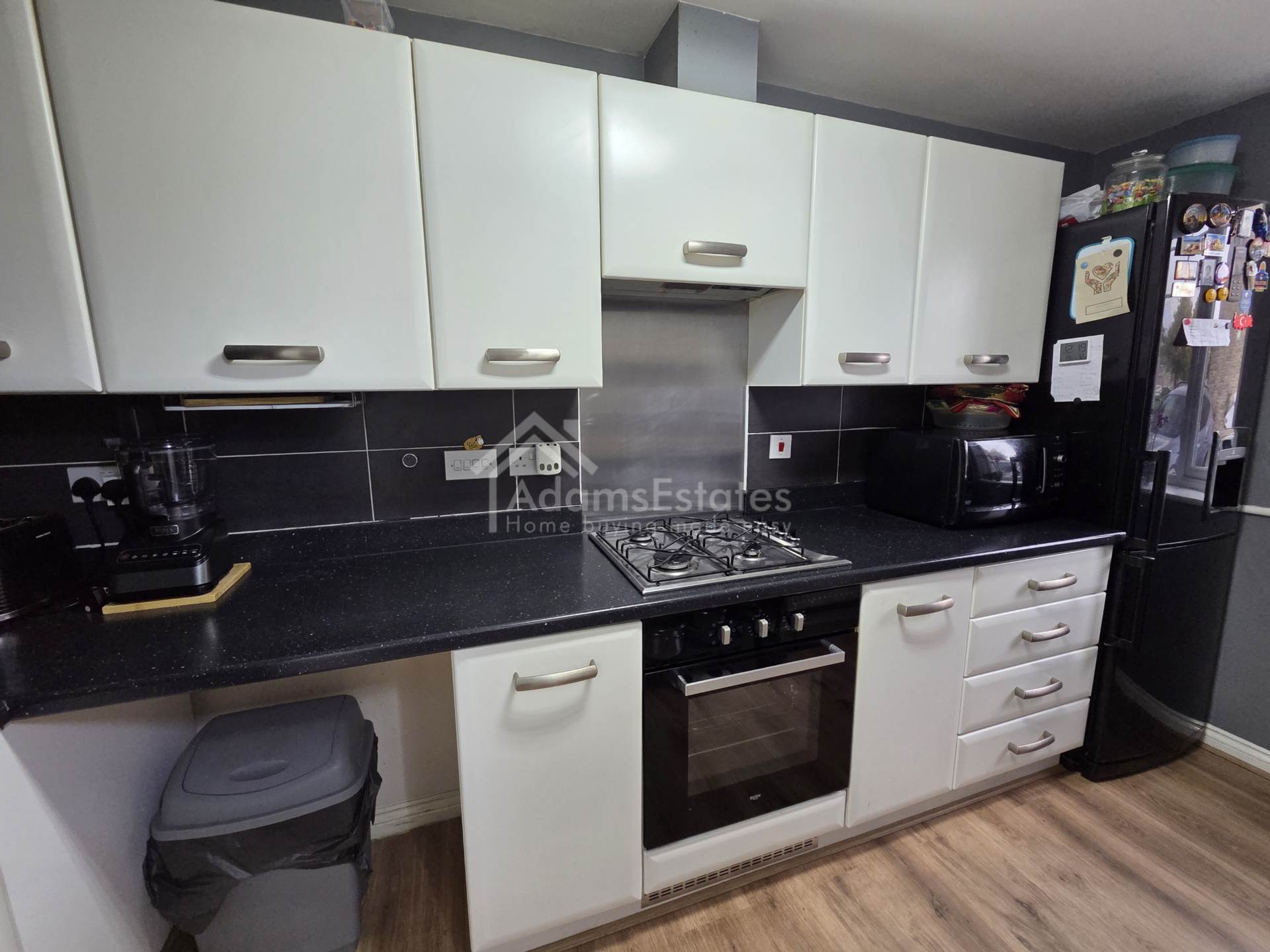 Additional Property Image 3 bedroom Semi Detached for sale in Dewsbury 5
