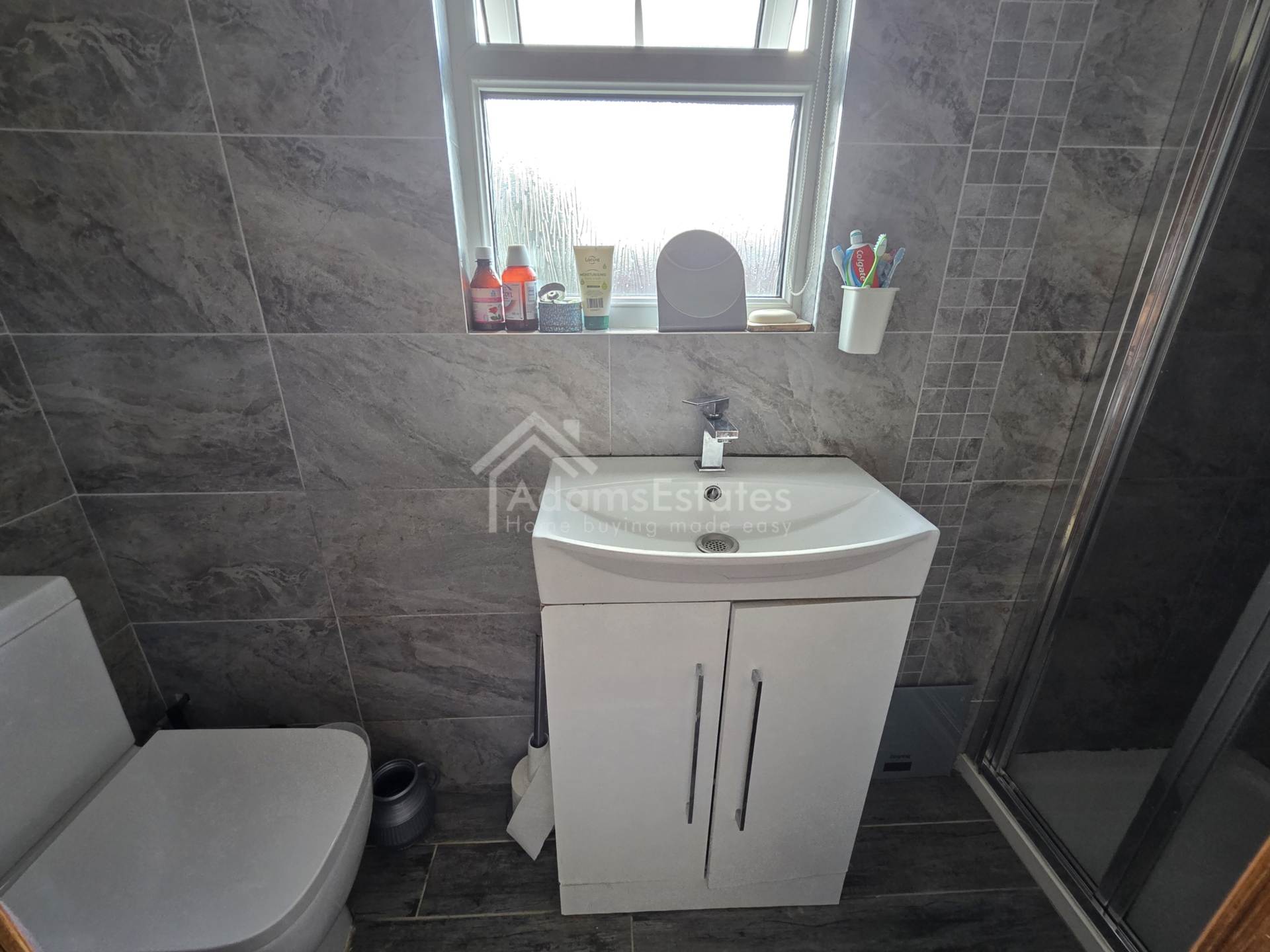 Additional Property Image 4 bedroom Bungalow for sale in Batley 9