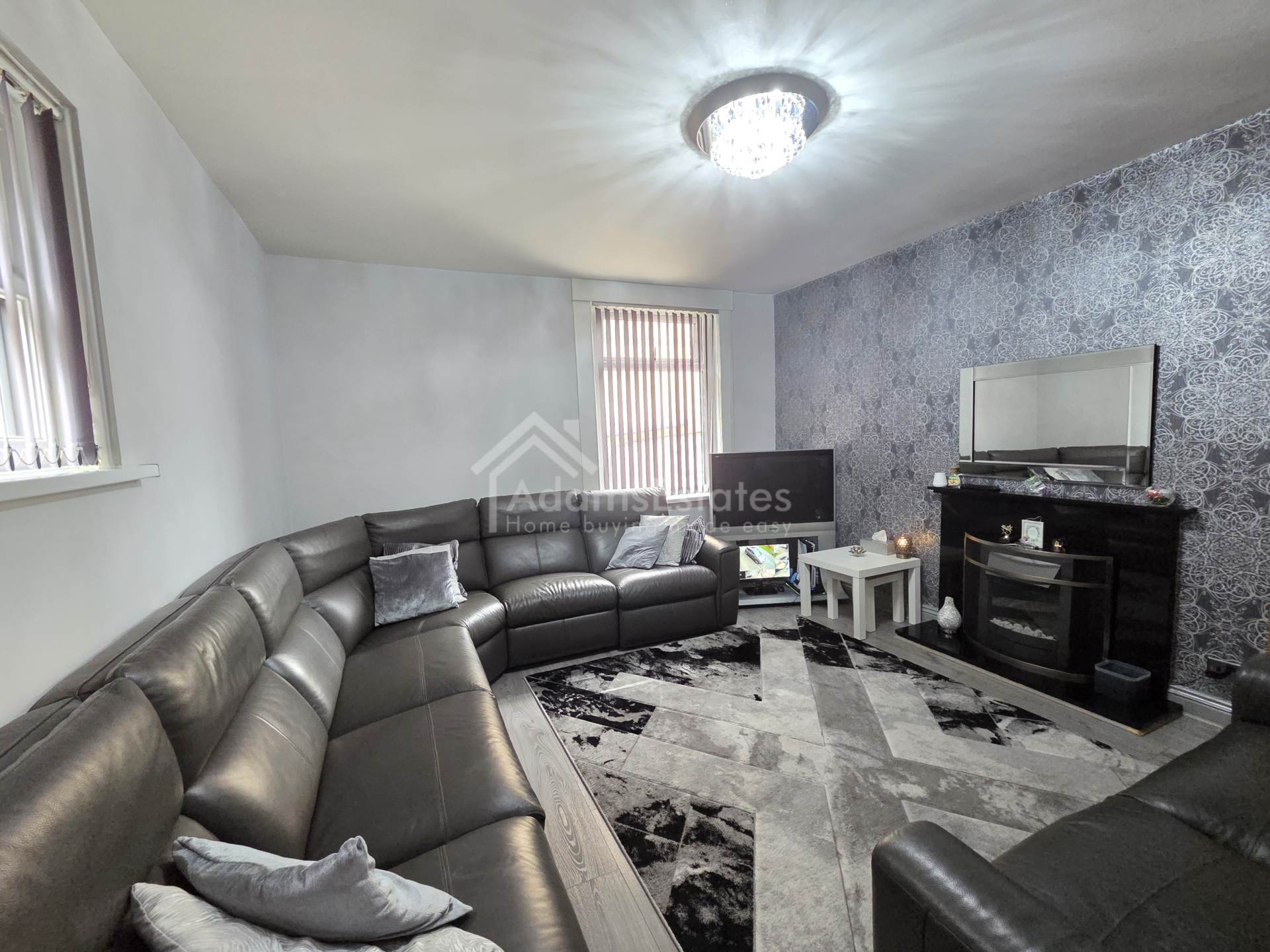 Additional Property Image 4 bedroom Semi Detached for sale in Dewsbury 3