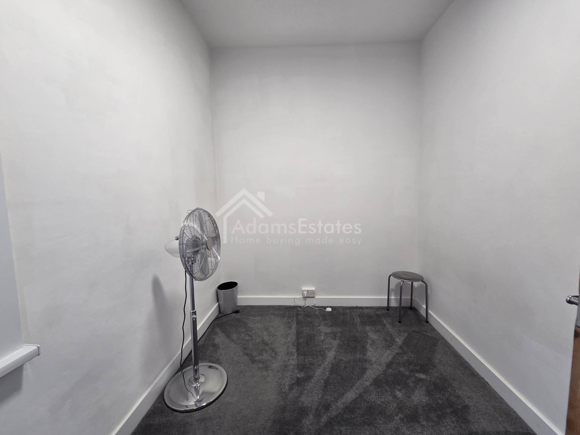 Additional Property Image 4 bedroom Semi Detached for sale in Dewsbury 8