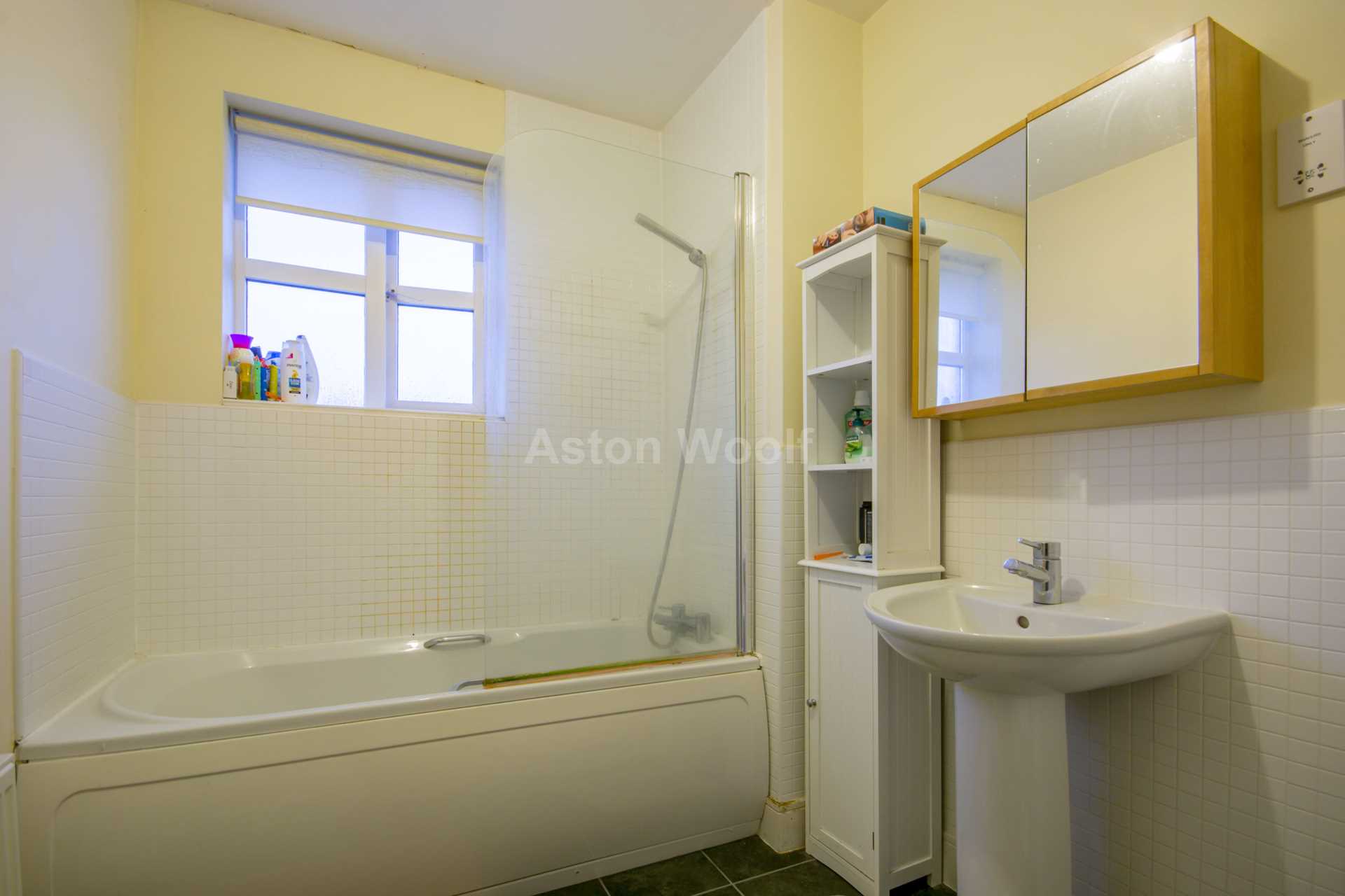 Additional Property Image 3 bedroom Town House to rent in Nottingham 9