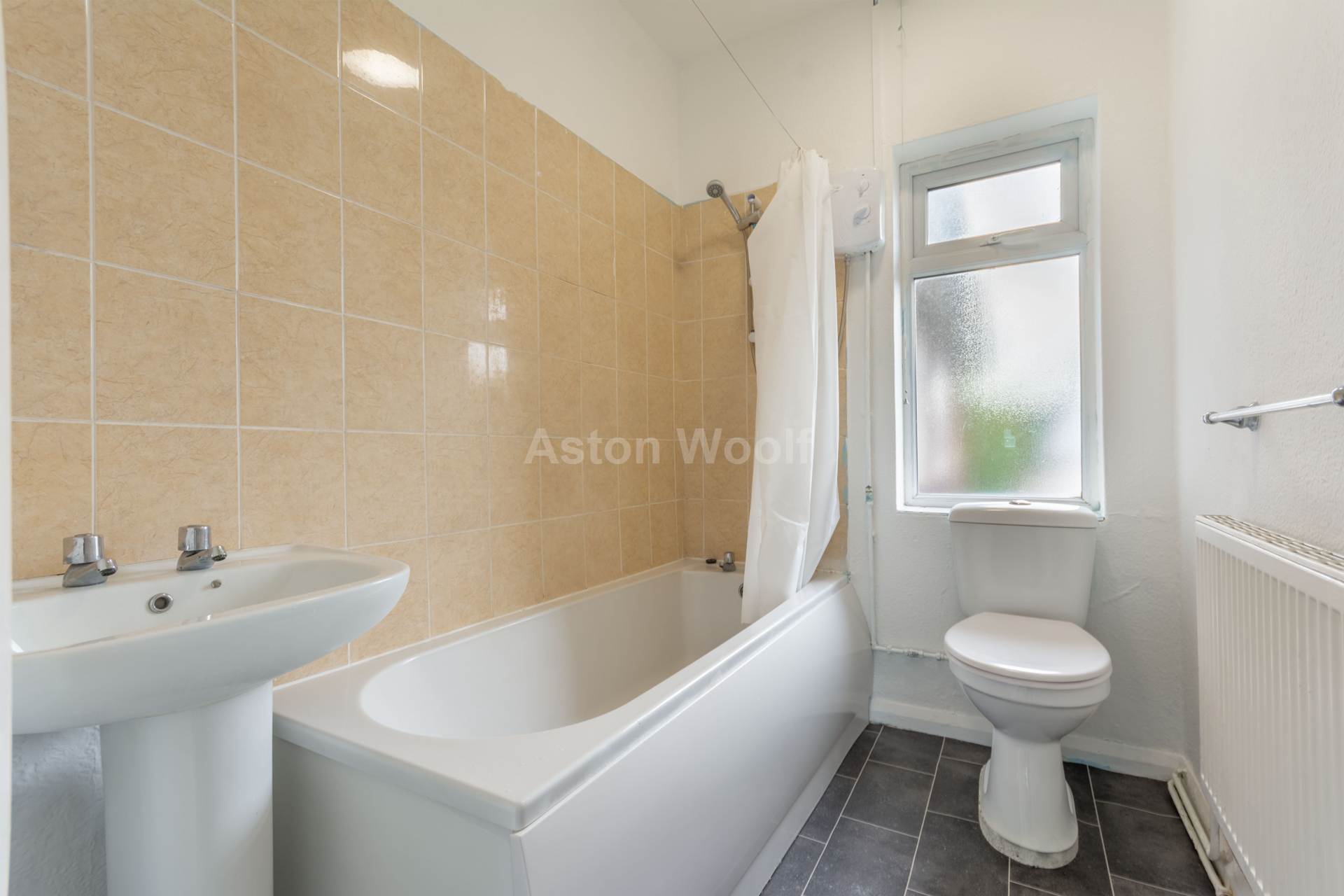 Additional Property Image 2 bedroom Flat for sale in Nottingham 3