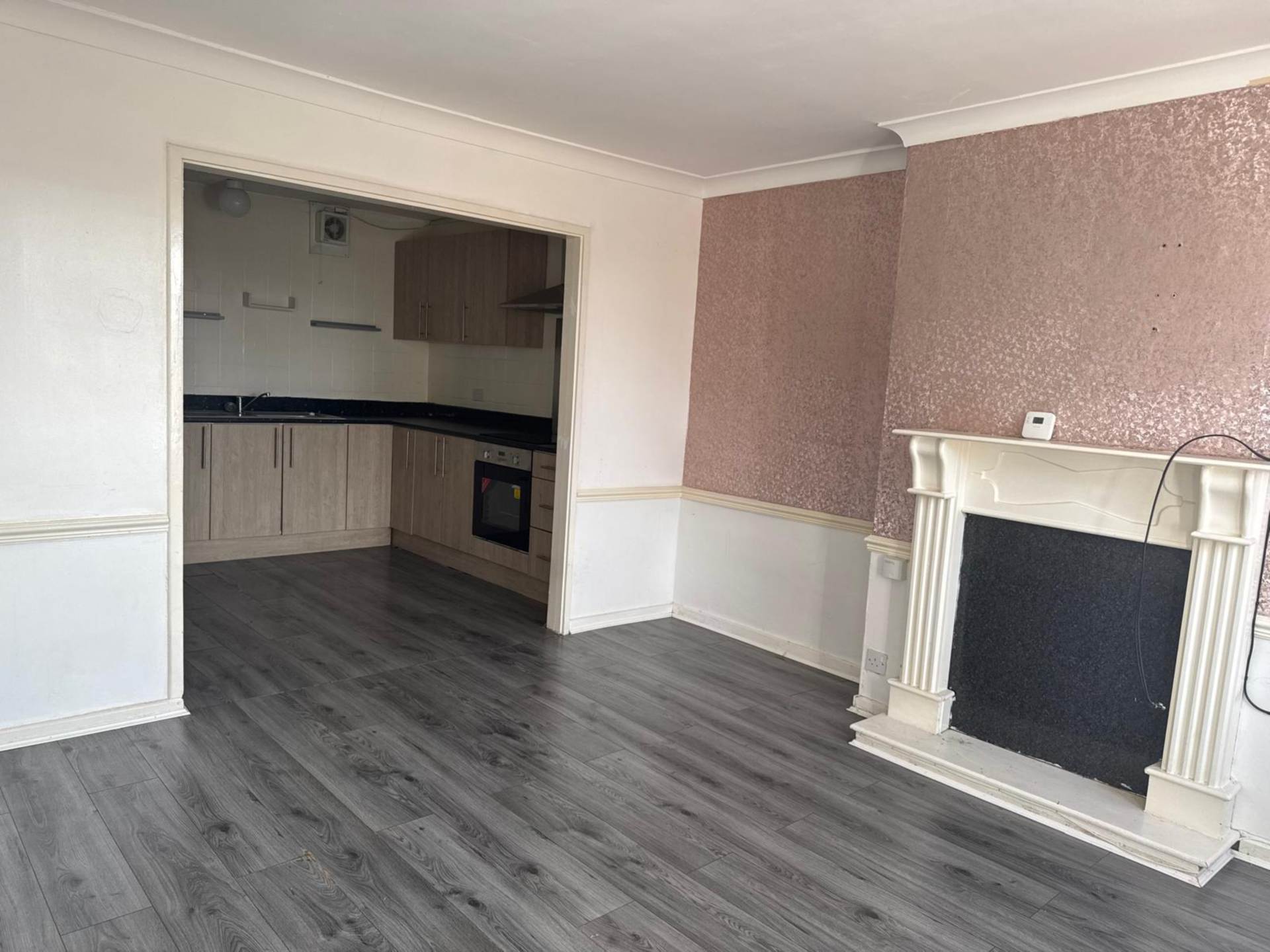 Additional Property Image 2 bedroom Flat to rent in Dudley 2