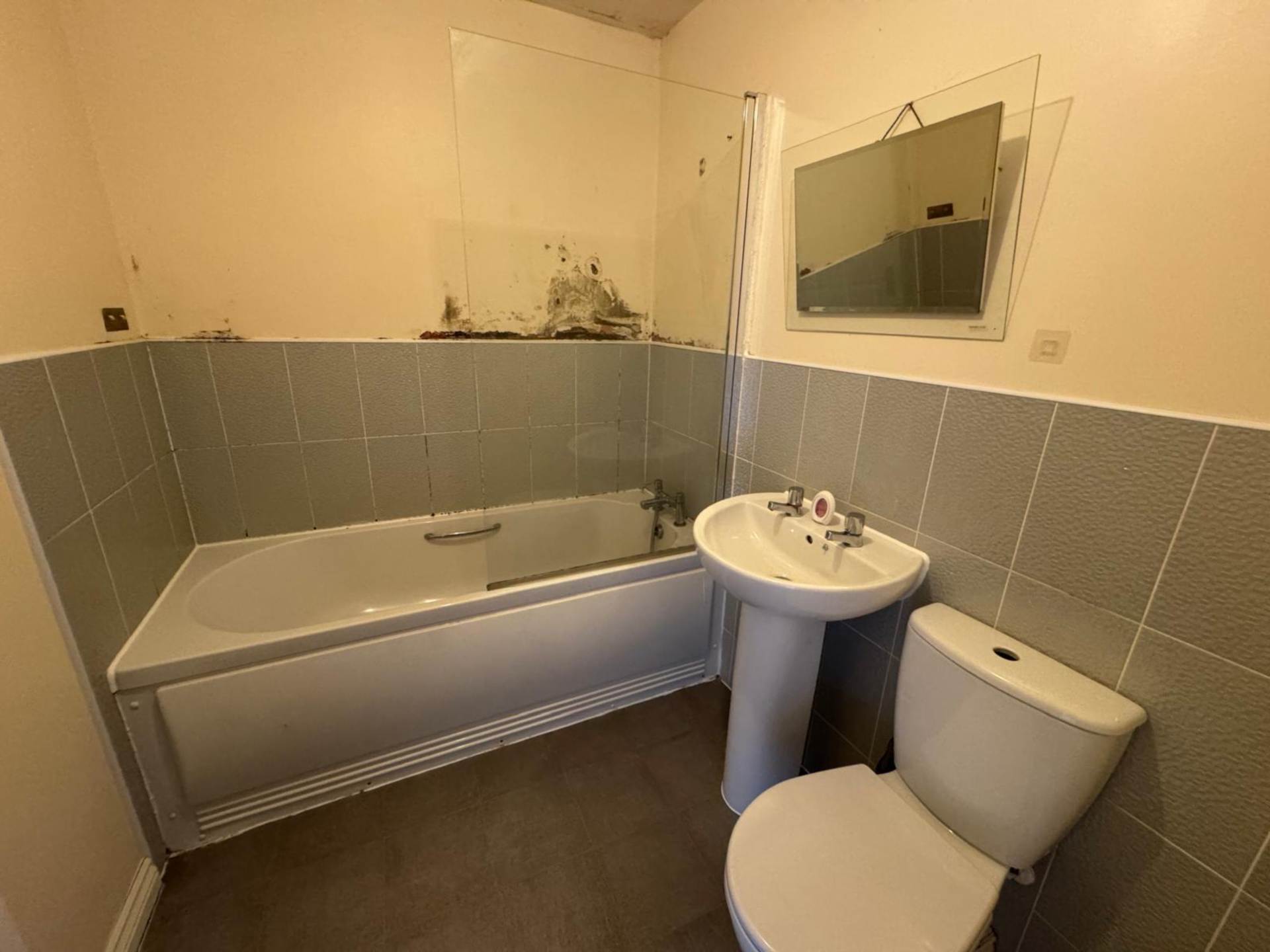 Additional Property Image 3 bedroom Detached for sale in Wolverhampton 9