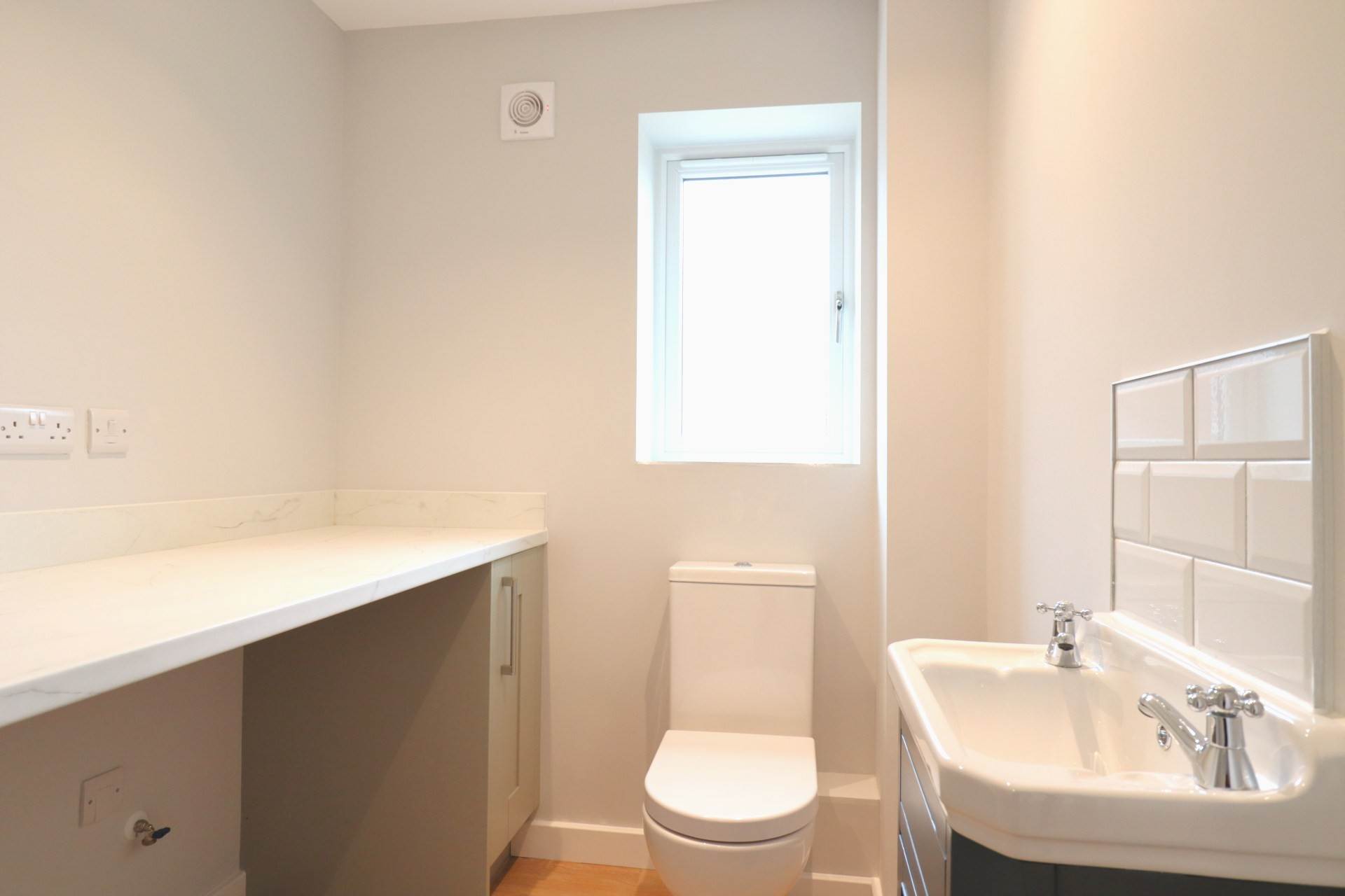 Additional Property Image 2 bedroom Detached for sale in Newbury 10