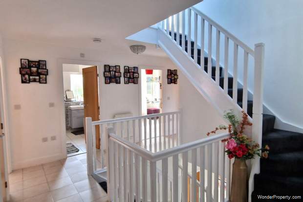 Additional Property Image 6 bedroom Detached for sale in Swindon 9