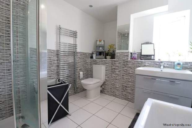 Additional Property Image 6 bedroom Detached for sale in Swindon 11