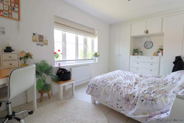 Additional Property Image 6 bedroom Detached for sale in Swindon 12
