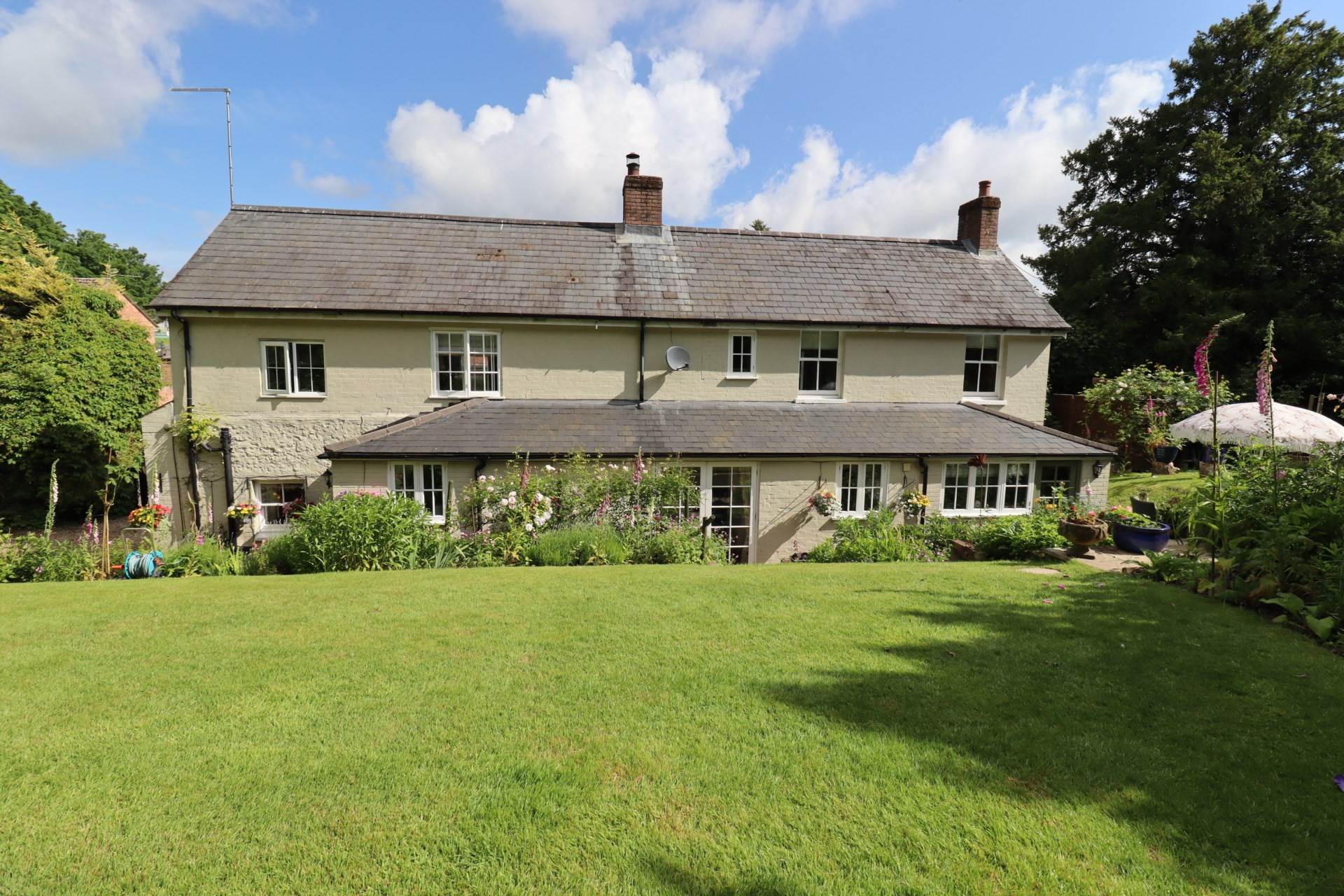 Additional Property Image 4 bedroom Detached for sale in Marlborough 2