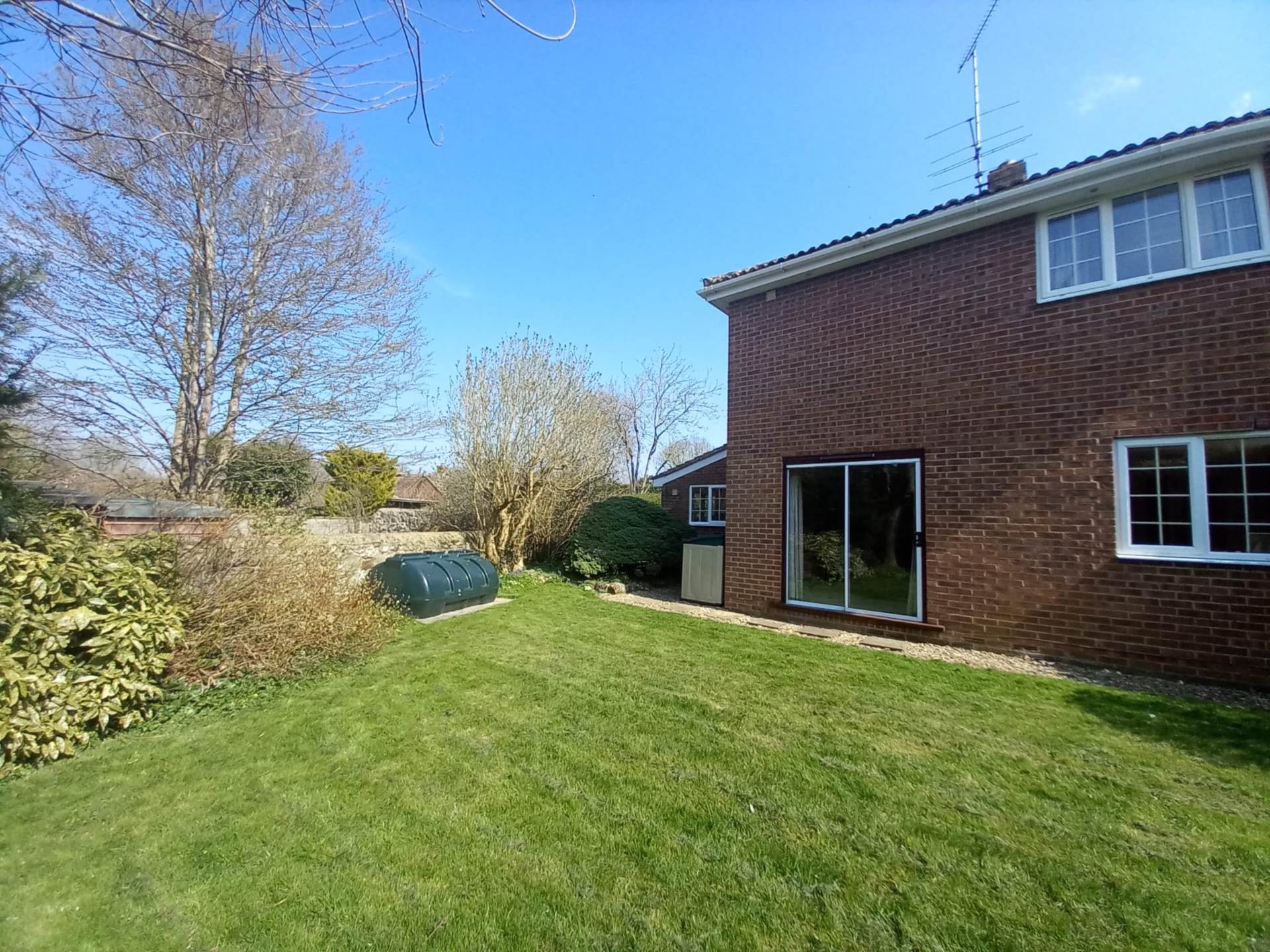 Additional Property Image 4 bedroom End of Terrace for sale in Marlborough 13
